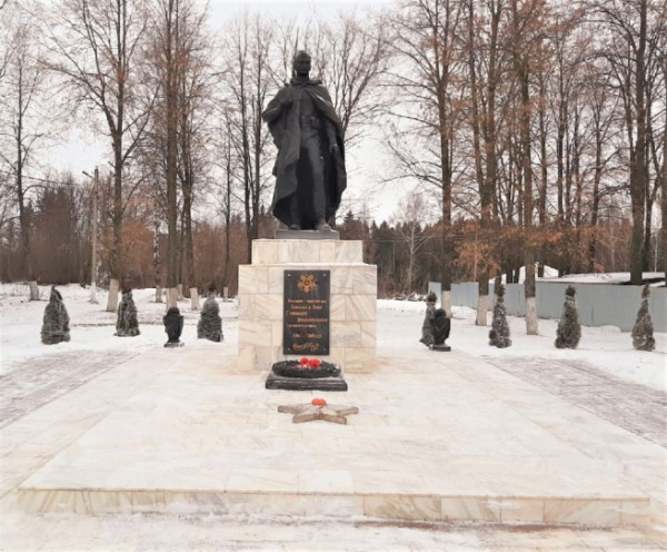 Памятник землякам, погибшим в годы Великой Отечественной войны