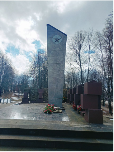 Монумент вечной славы, посвященный землякам, погибшим в Великой Отечественной войне 1941-1945 годов