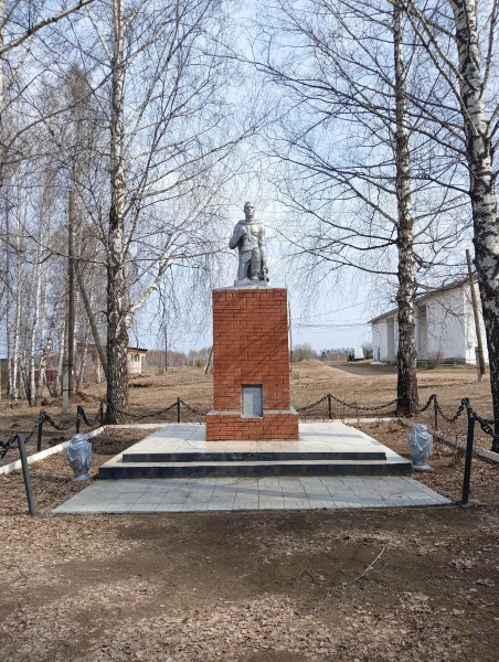 Памятник бойцам, погибшим в Великой Отечественной войне 1941-1945 годов