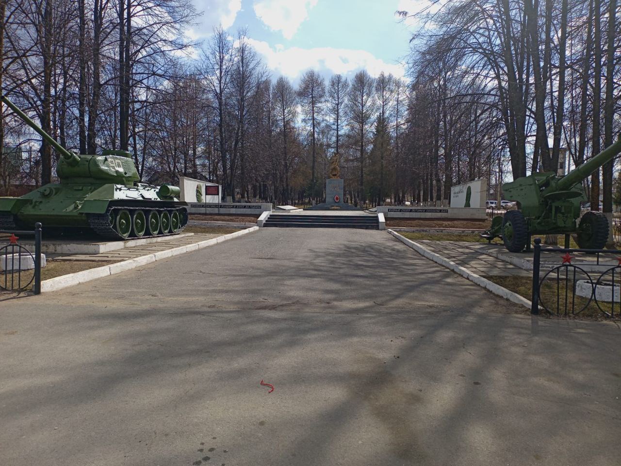 Мемориал воинам-можгинцам, погибшим на фронтах Великой Отечественной войн и умерших от ран в госпиталях г. Можги